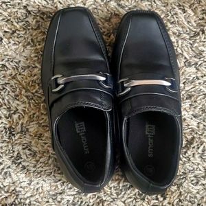Toddlers dress shoes